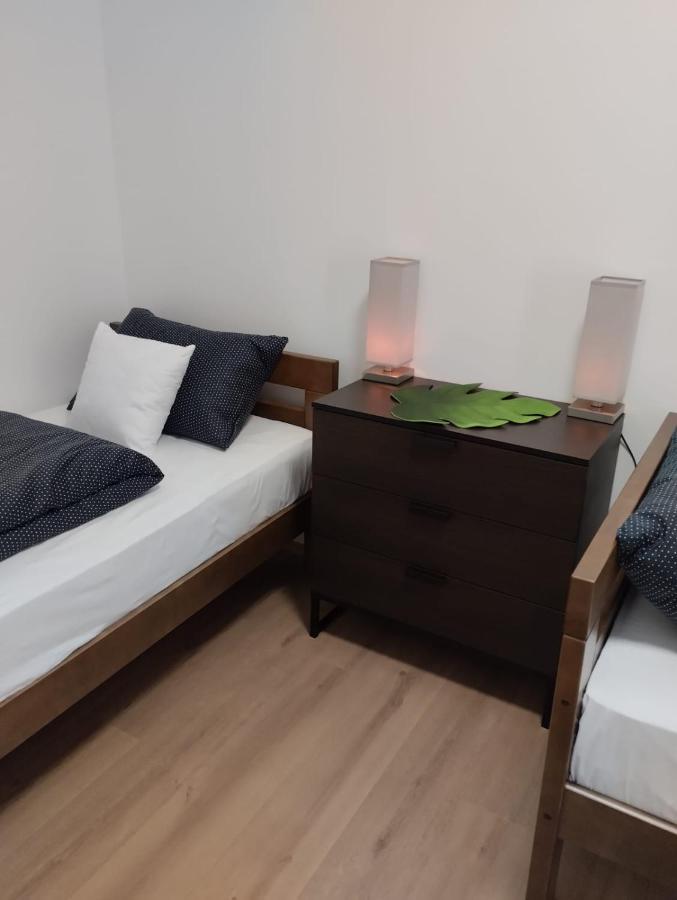 Apartman Zagreb , With Balcony And Free Parking Exteriör bild
