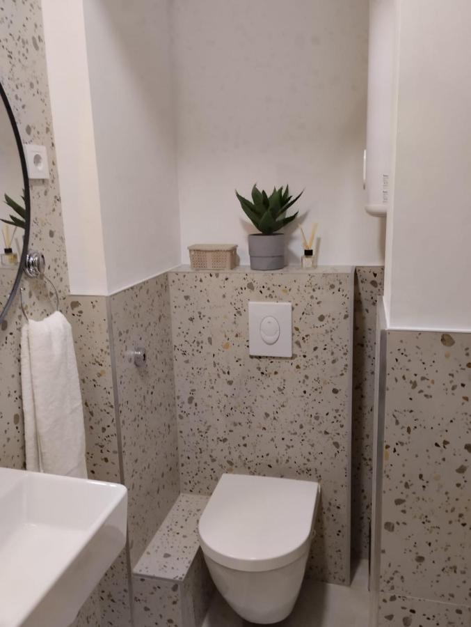 Apartman Zagreb , With Balcony And Free Parking Exteriör bild