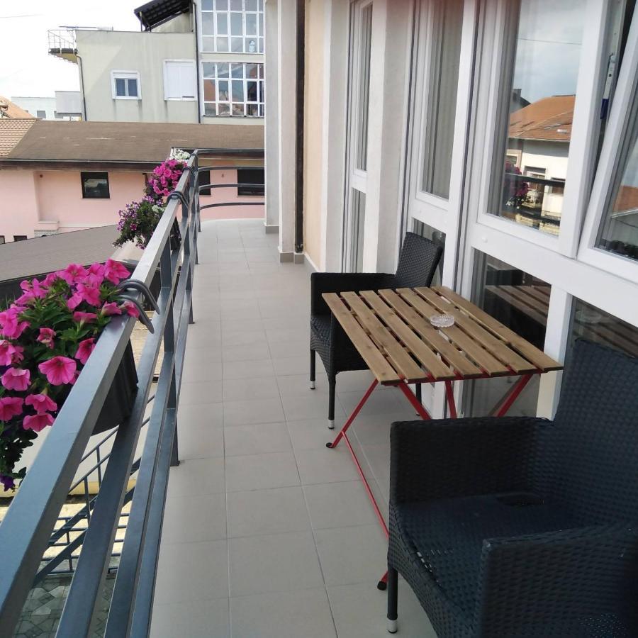 Apartman Zagreb , With Balcony And Free Parking Exteriör bild