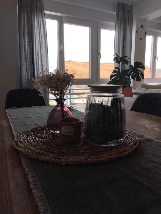 Apartman Zagreb , With Balcony And Free Parking Exteriör bild
