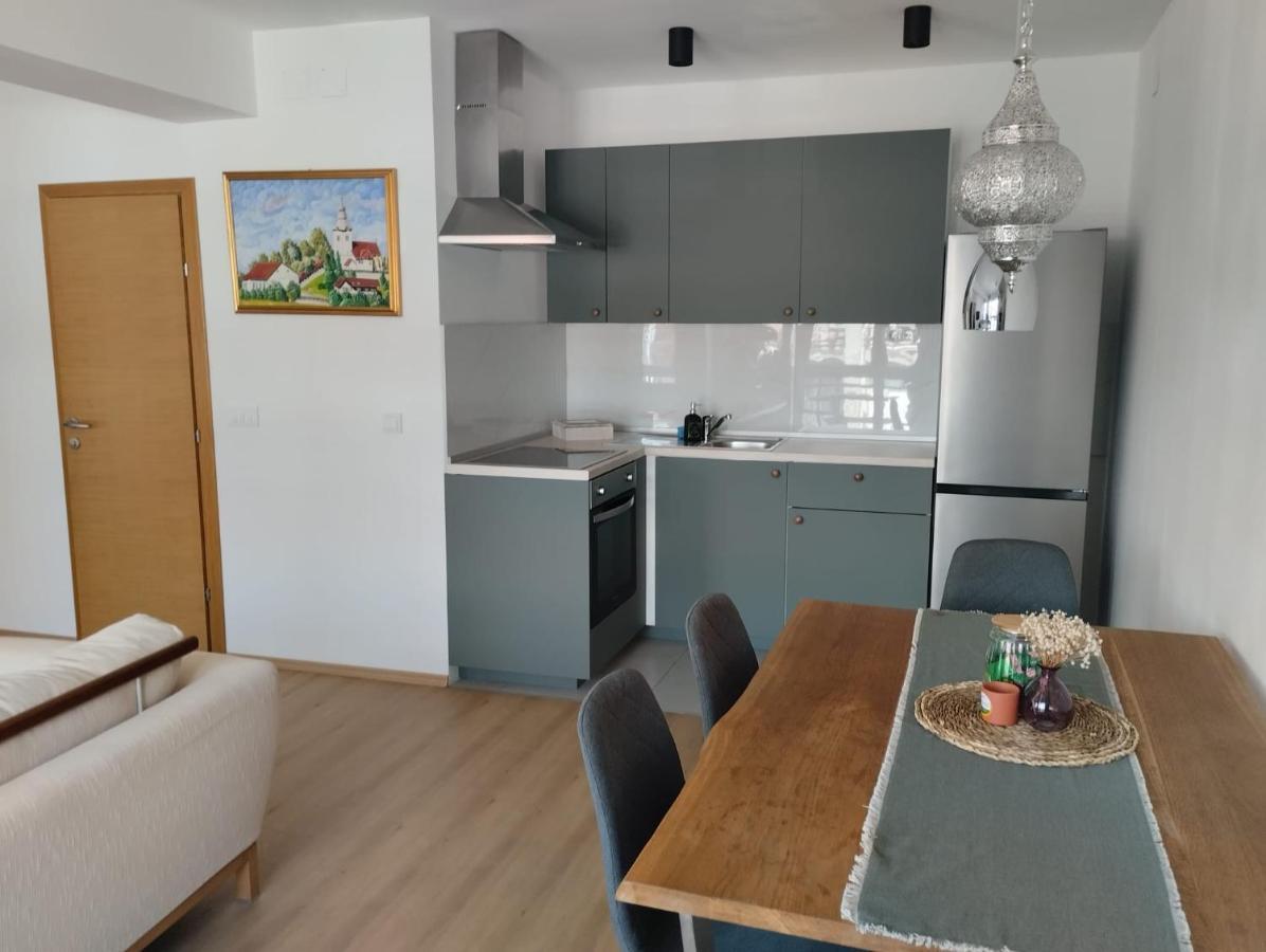 Apartman Zagreb , With Balcony And Free Parking Exteriör bild