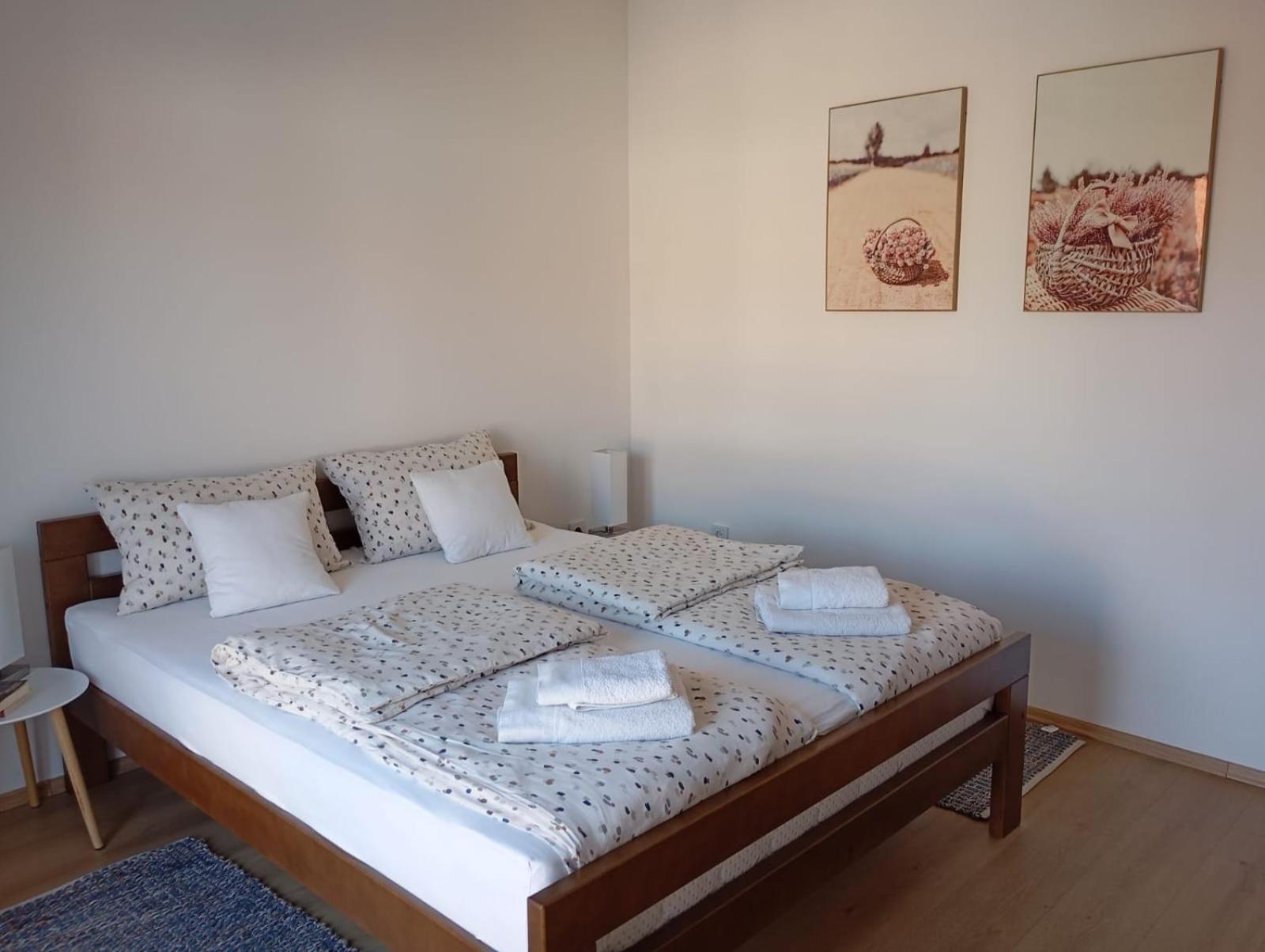 Apartman Zagreb , With Balcony And Free Parking Exteriör bild