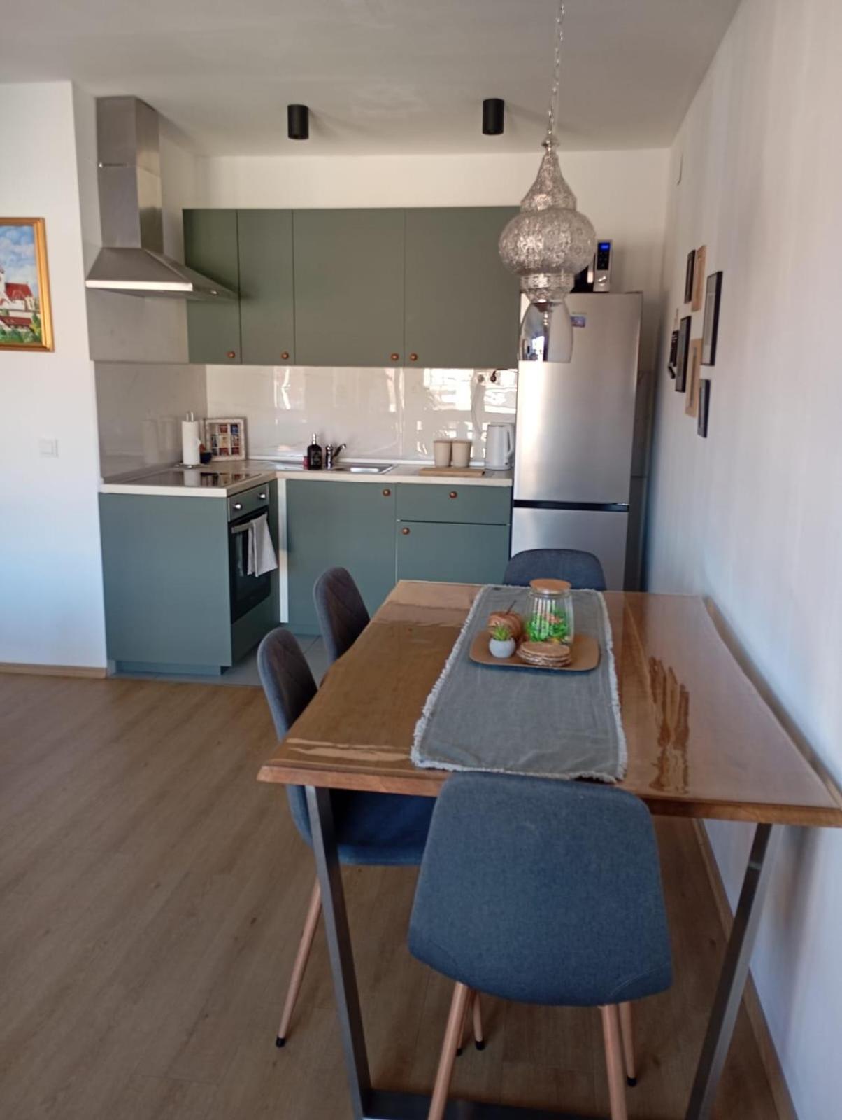Apartman Zagreb , With Balcony And Free Parking Exteriör bild