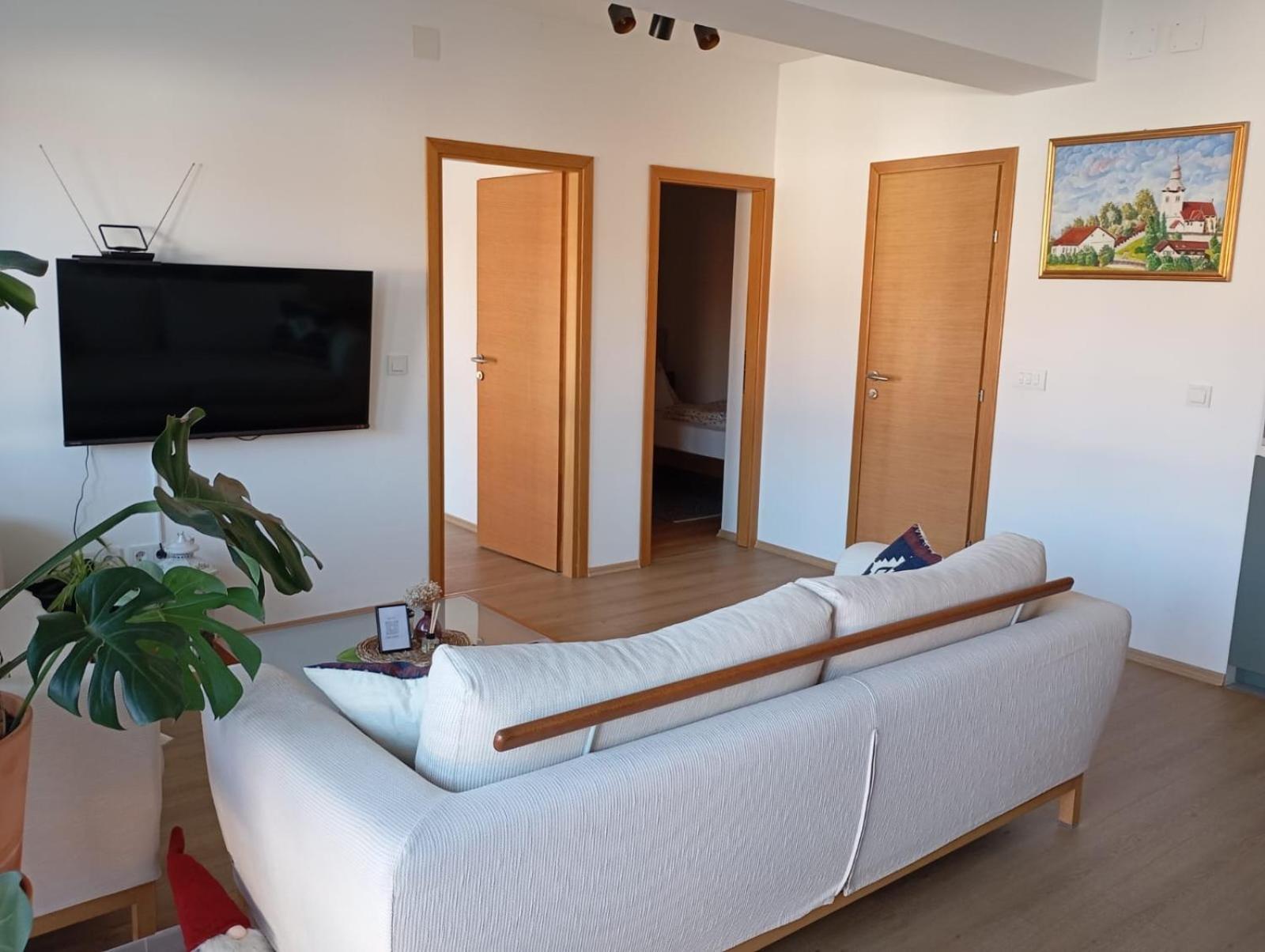 Apartman Zagreb , With Balcony And Free Parking Exteriör bild